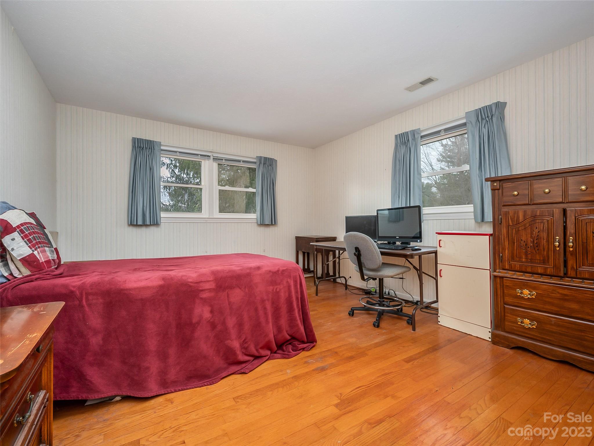 Brookland Manor - Residential