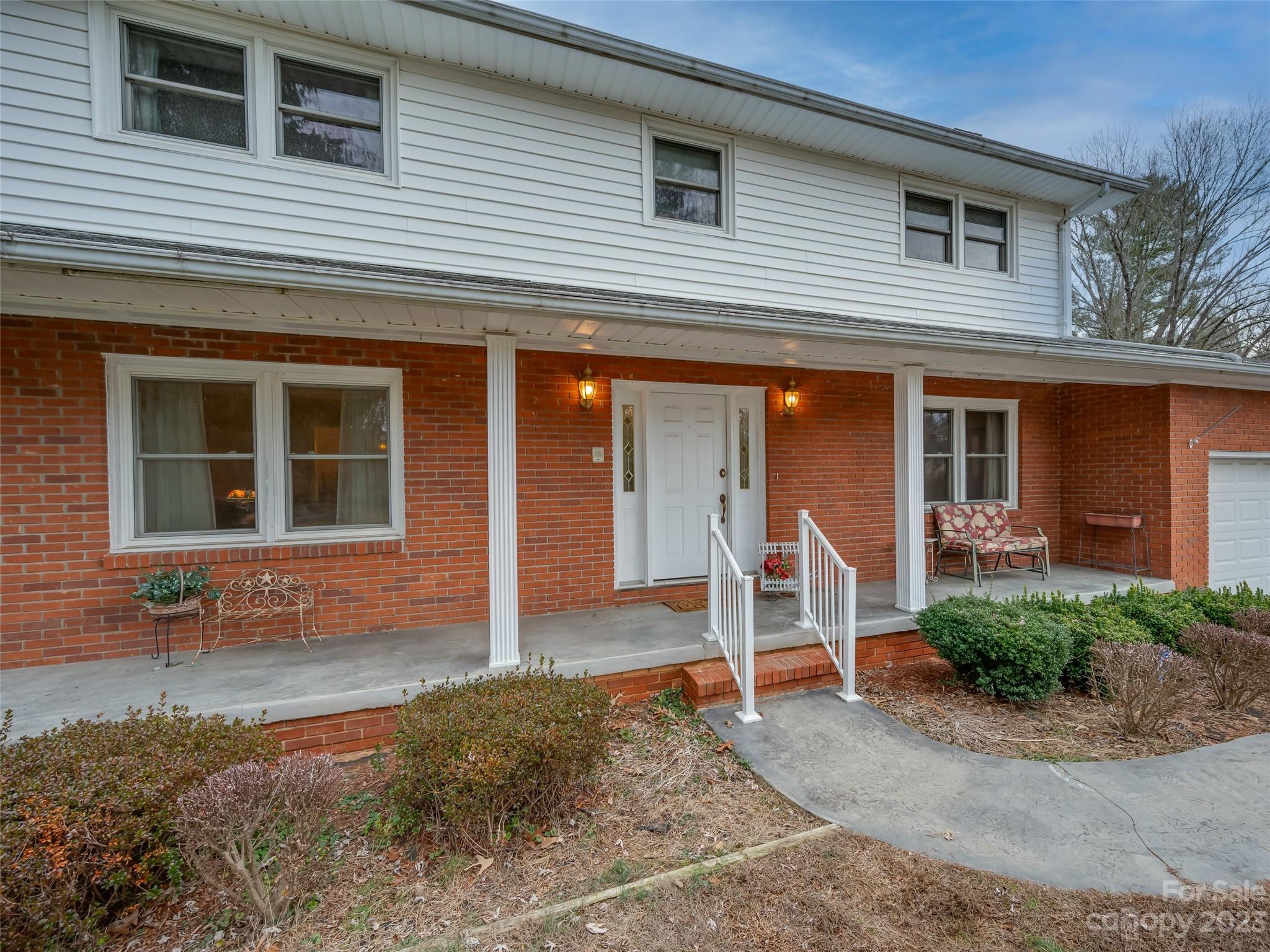 Brookland Manor - Residential