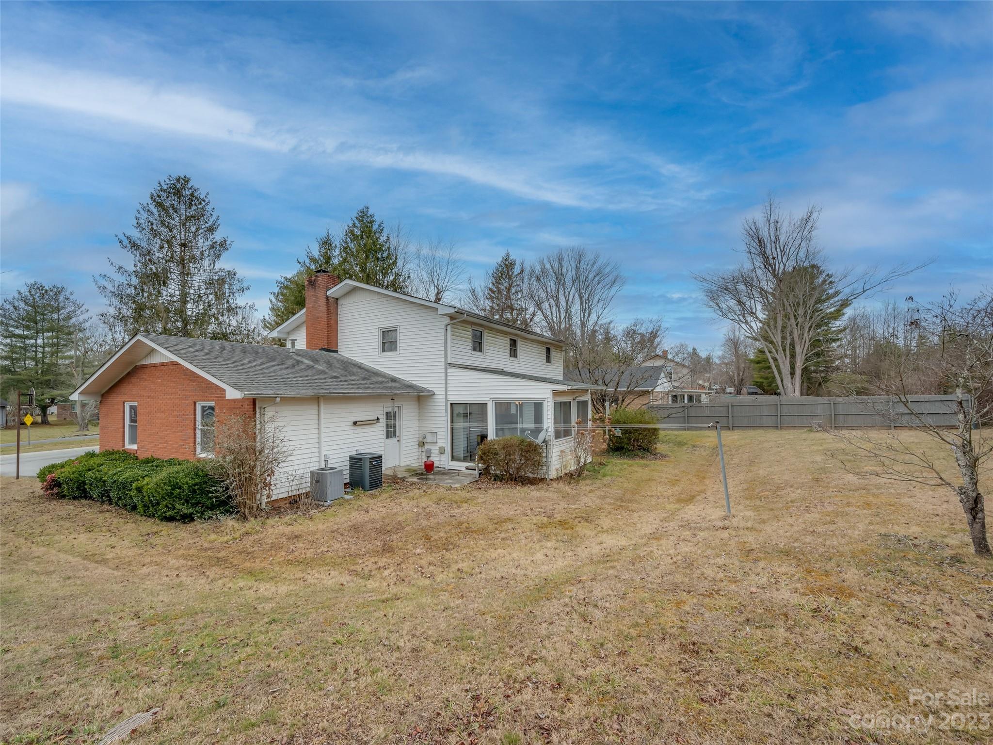 Brookland Manor - Residential
