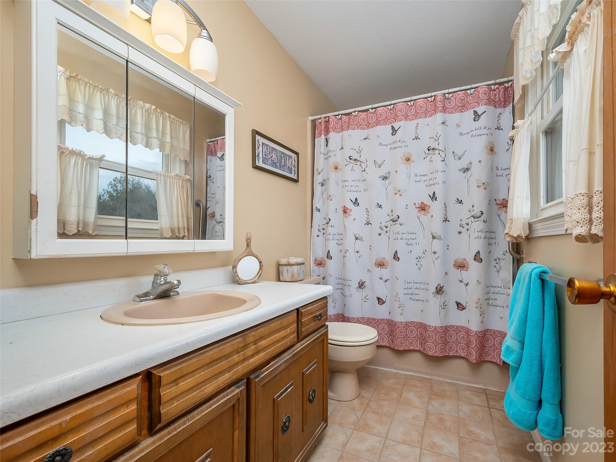 Brookland Manor - Residential