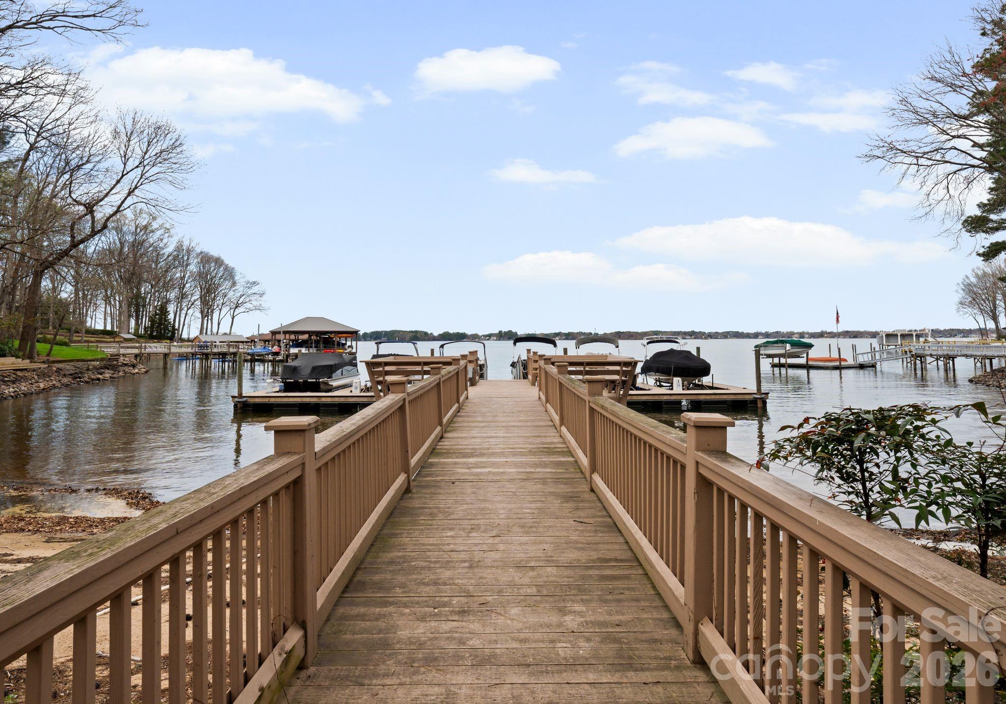 Lookout Point - Residential