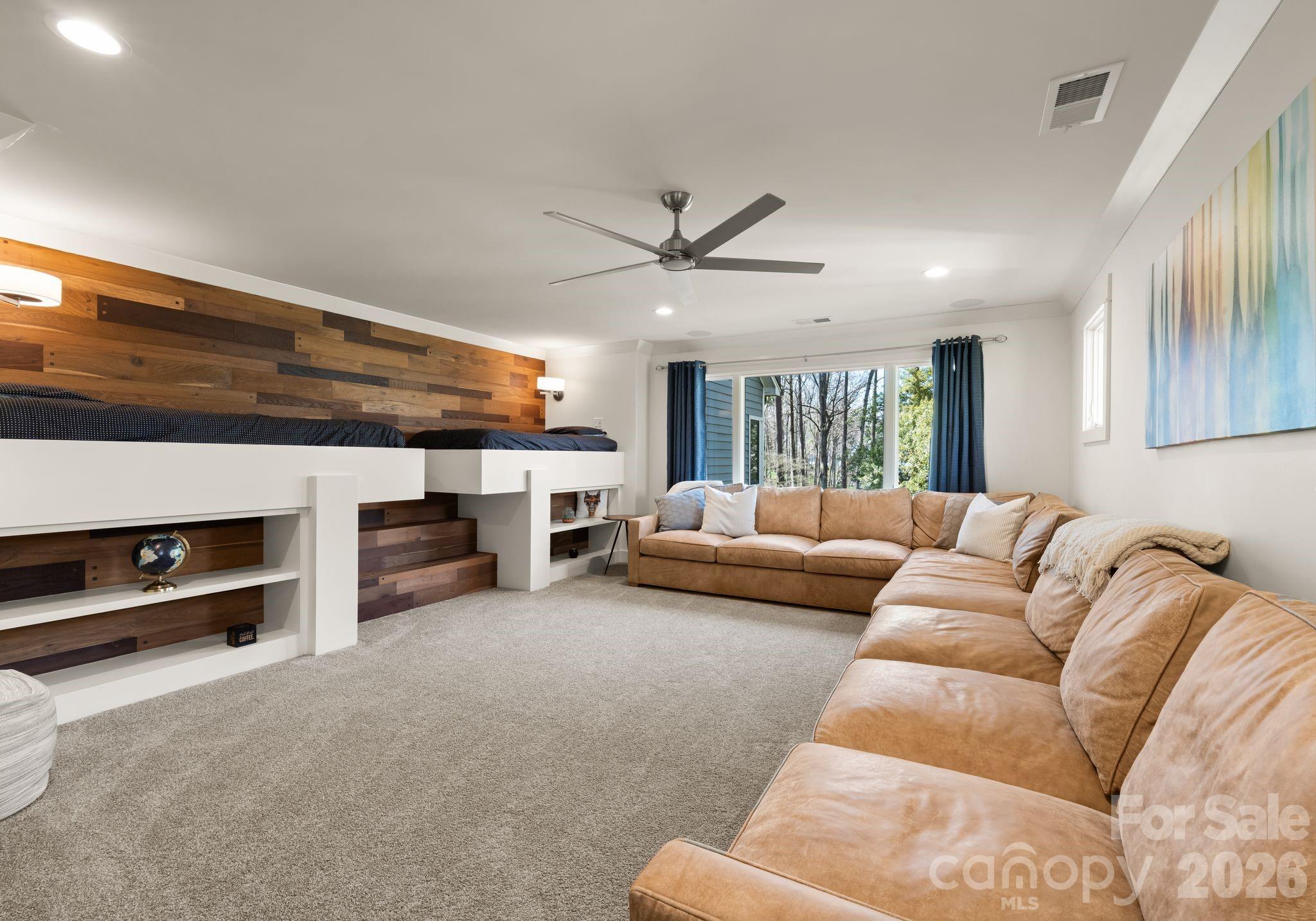 Lookout Point - Residential