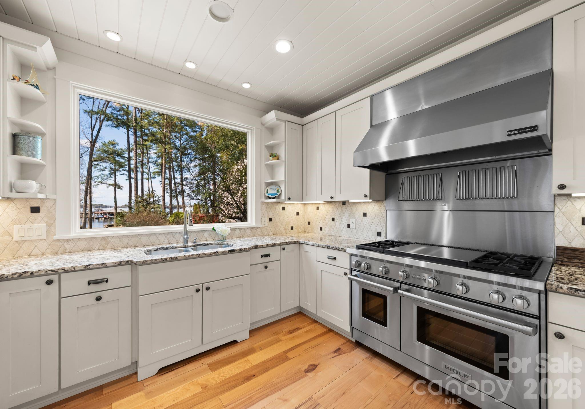 Lookout Point - Residential