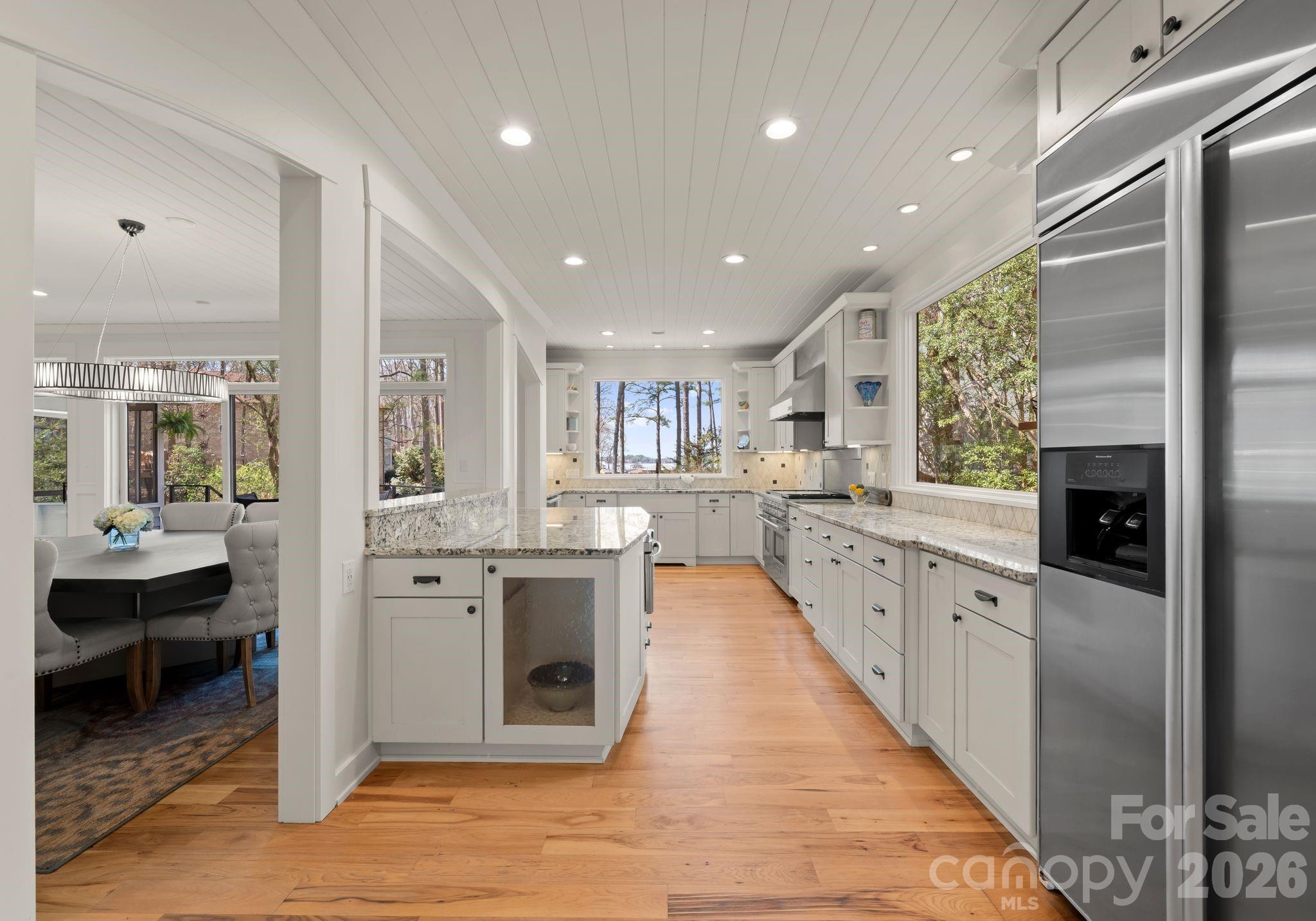 Lookout Point - Residential