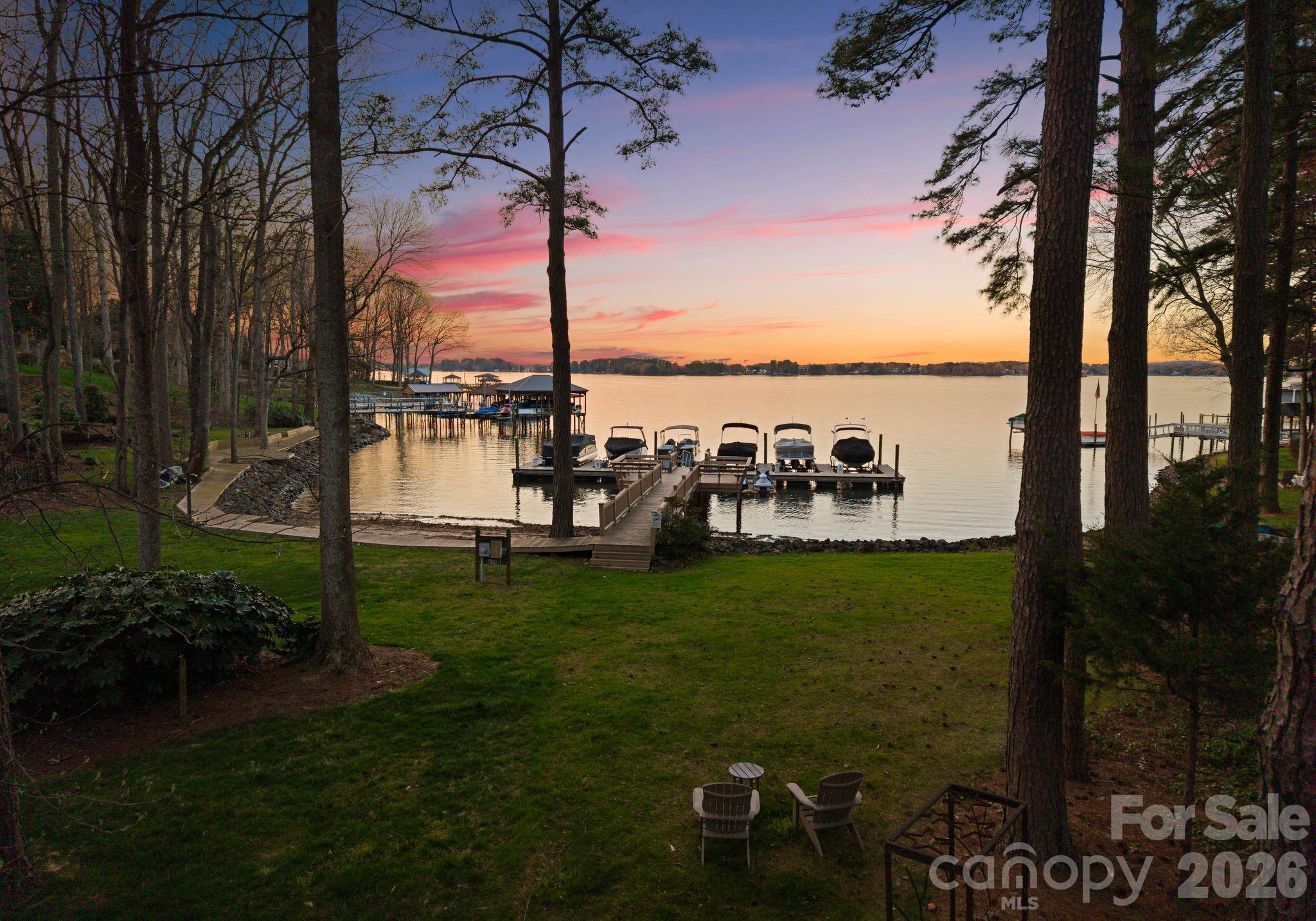 Lookout Point - Residential