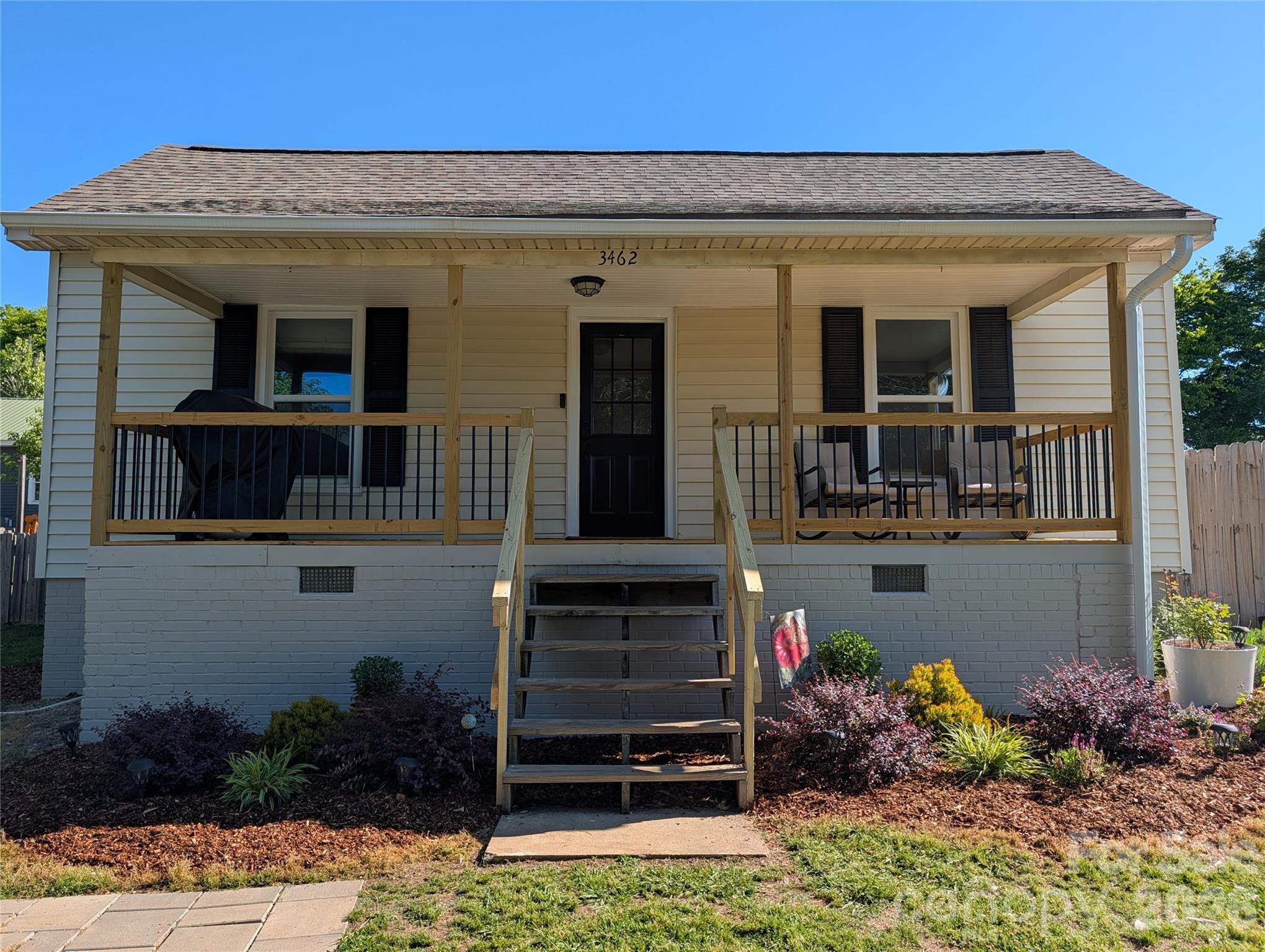 3462 Roberta Road