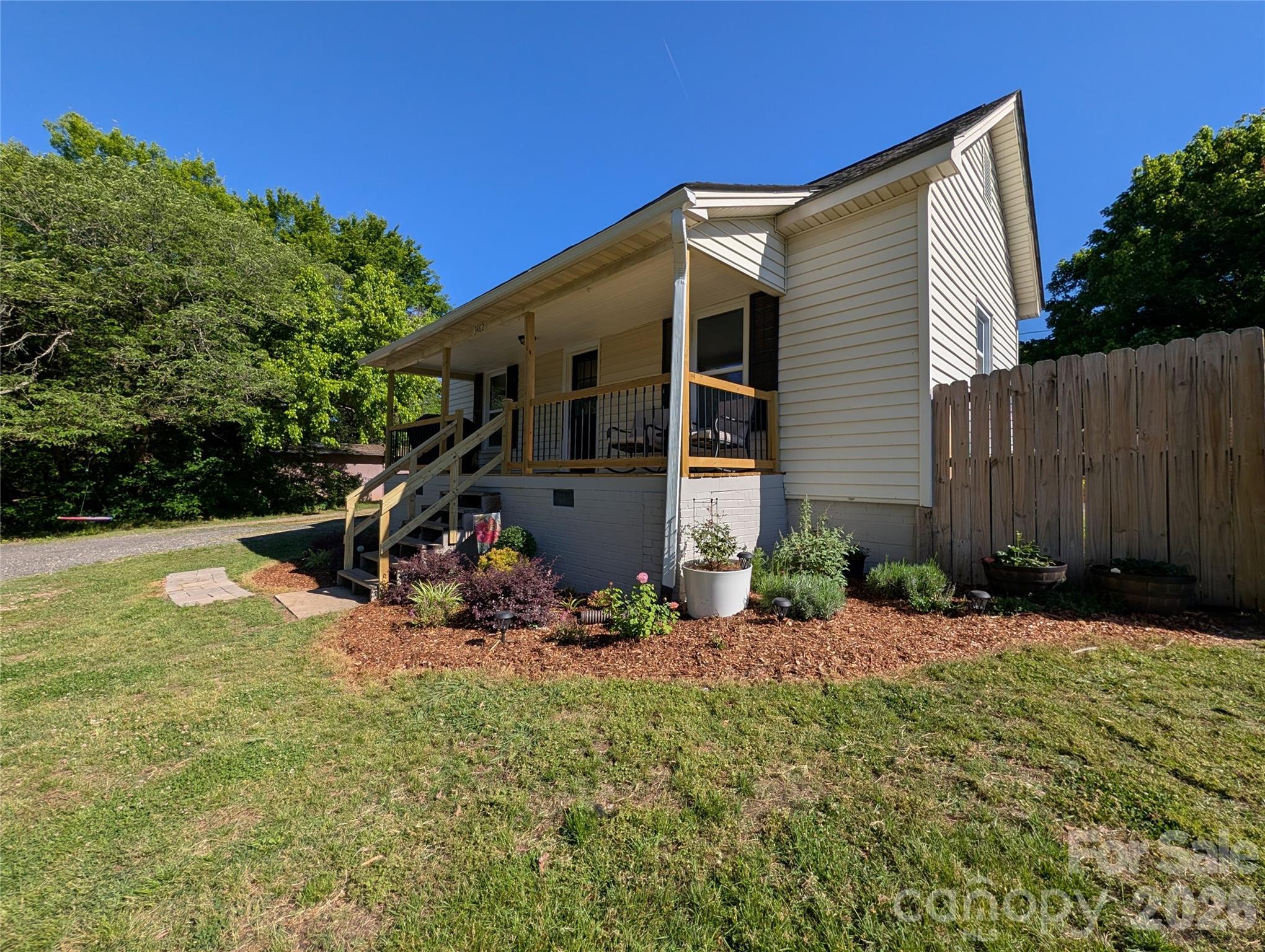 3462 Roberta Road