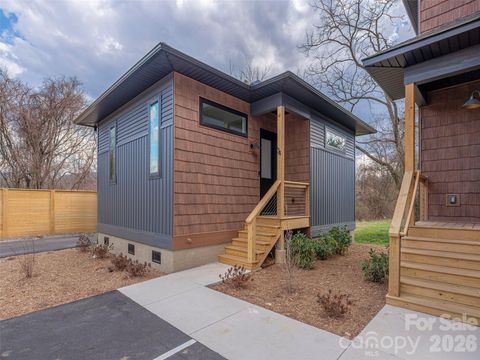 34 Leap Frog Park Waynesville NC 28786