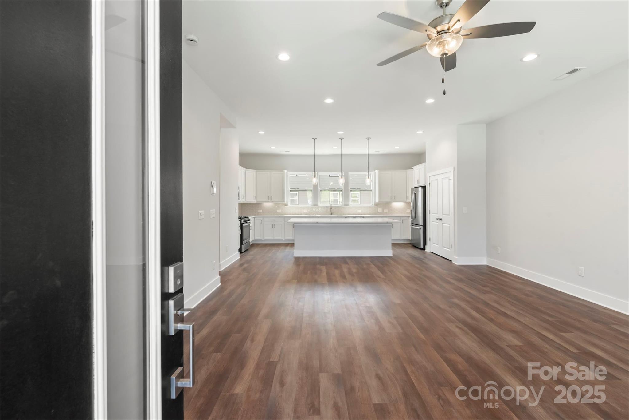 417 Prine Place BRX0013