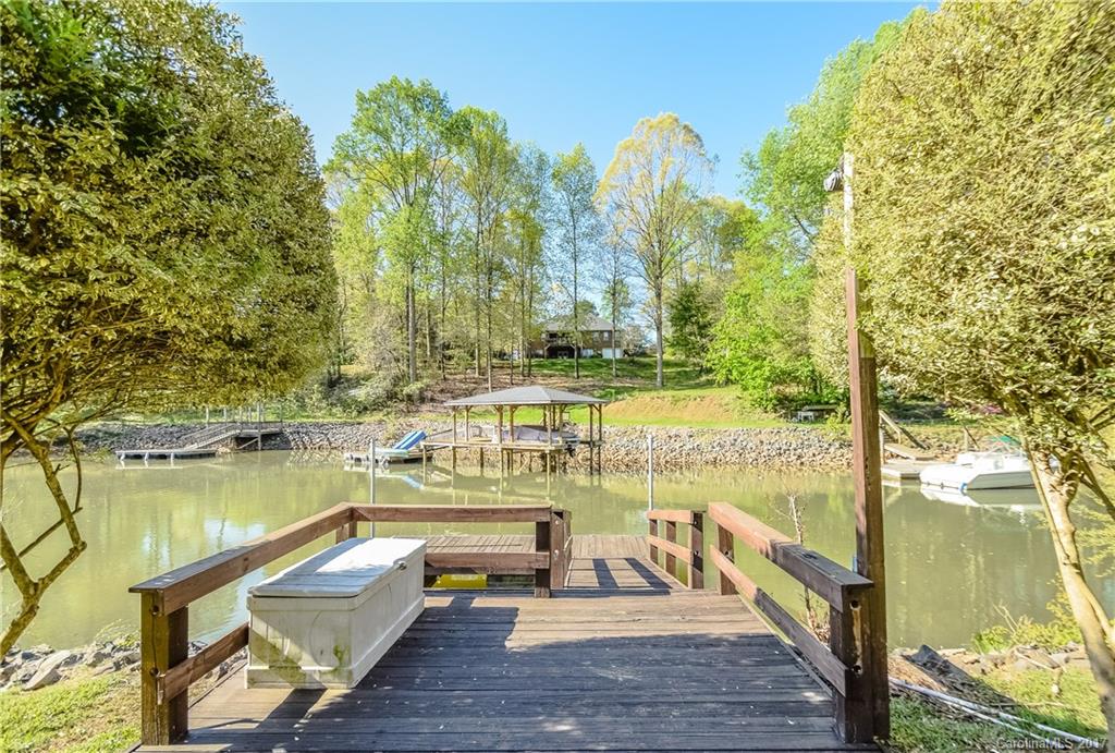 Regency Lake Village - Residential