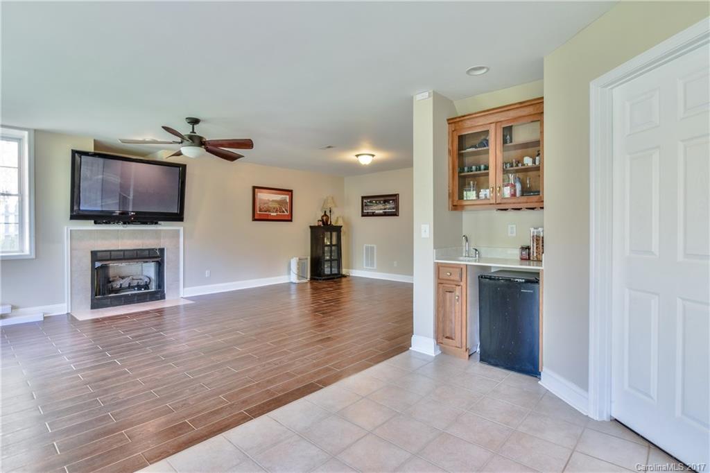 Regency Lake Village - Residential