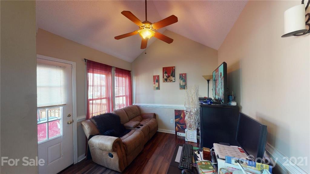 Taylor Oaks - Residential