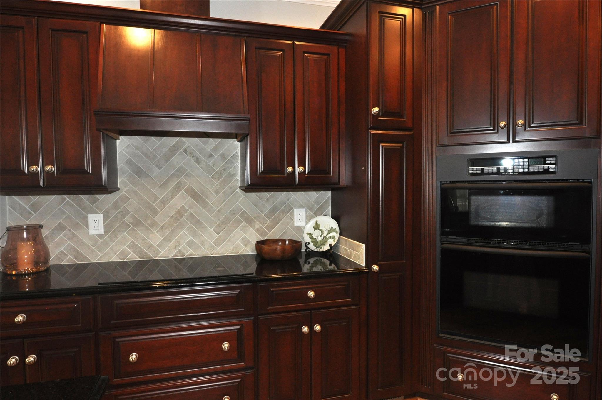 2937 Lakeshore Drive 45