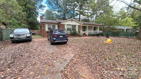 Photo of 225 Hall Street, Salisbury, NC 28144 (MLS # 4318192)