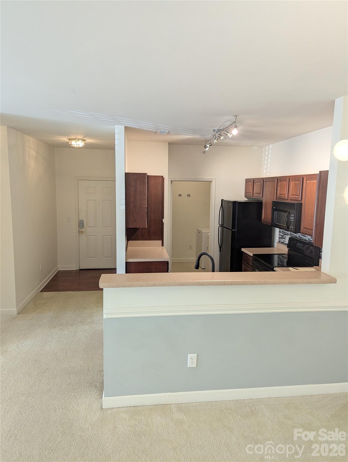 10670 Hill Point Court 10670