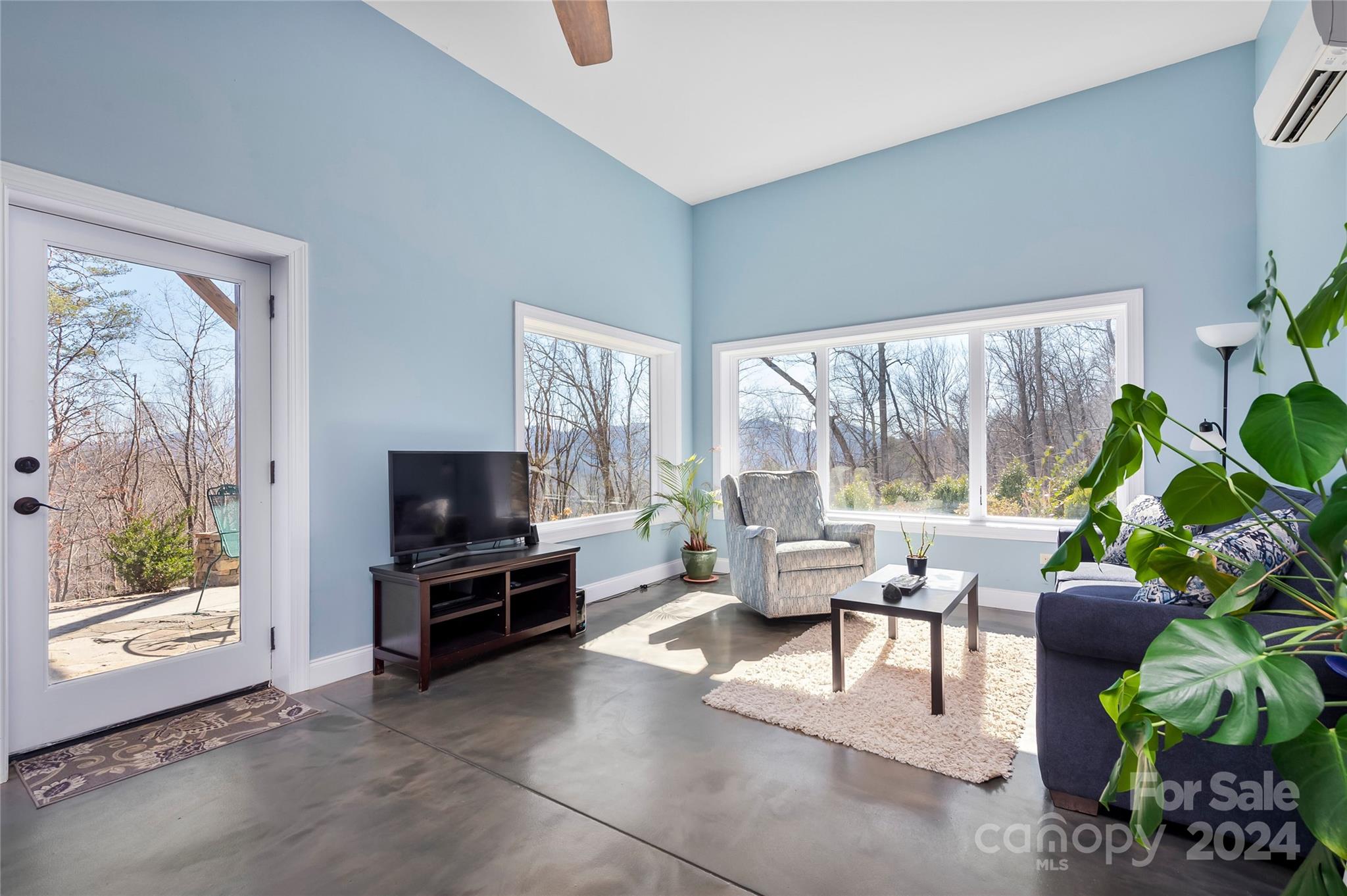 Fox Den - Residential