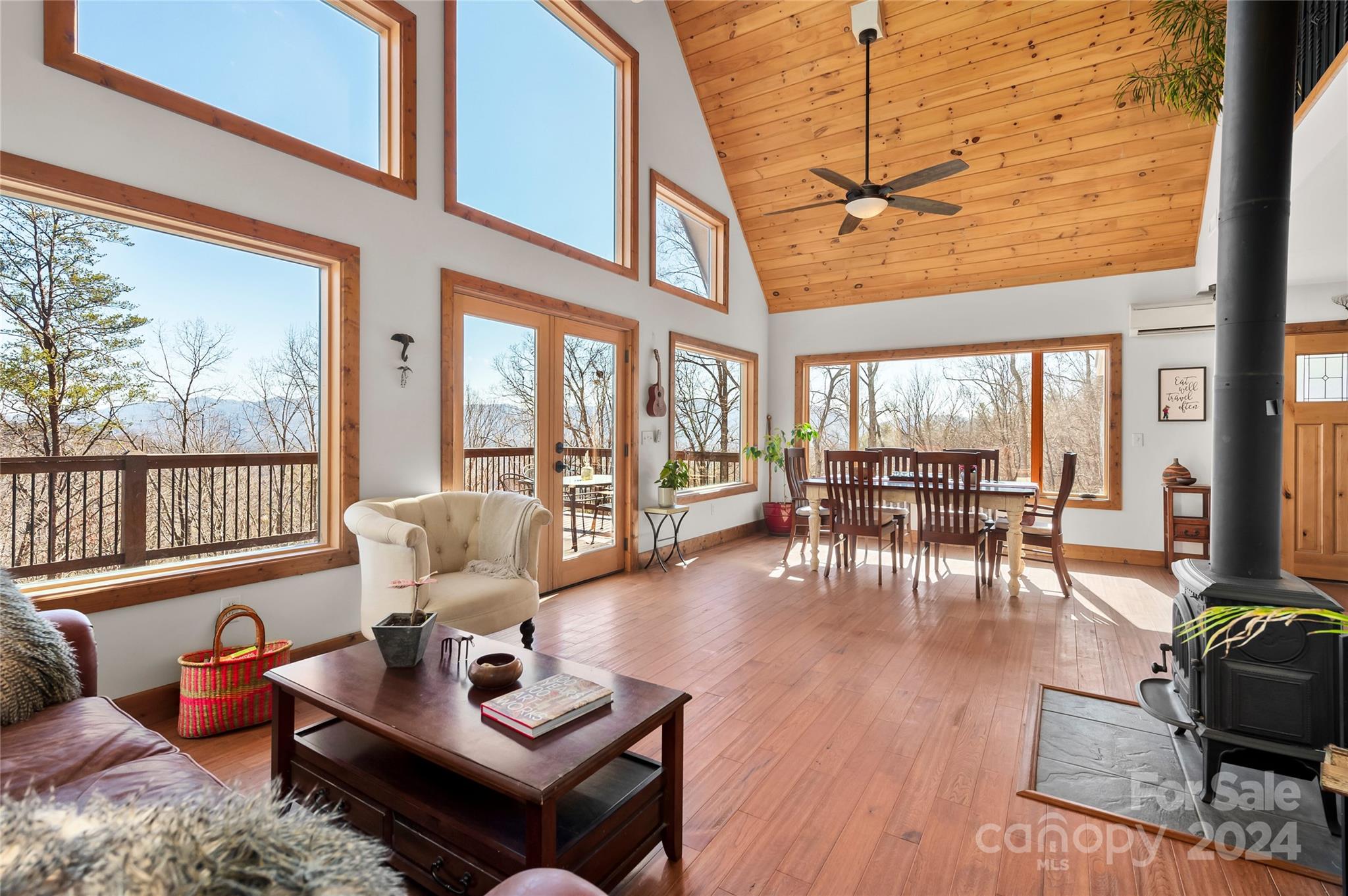 Fox Den - Residential