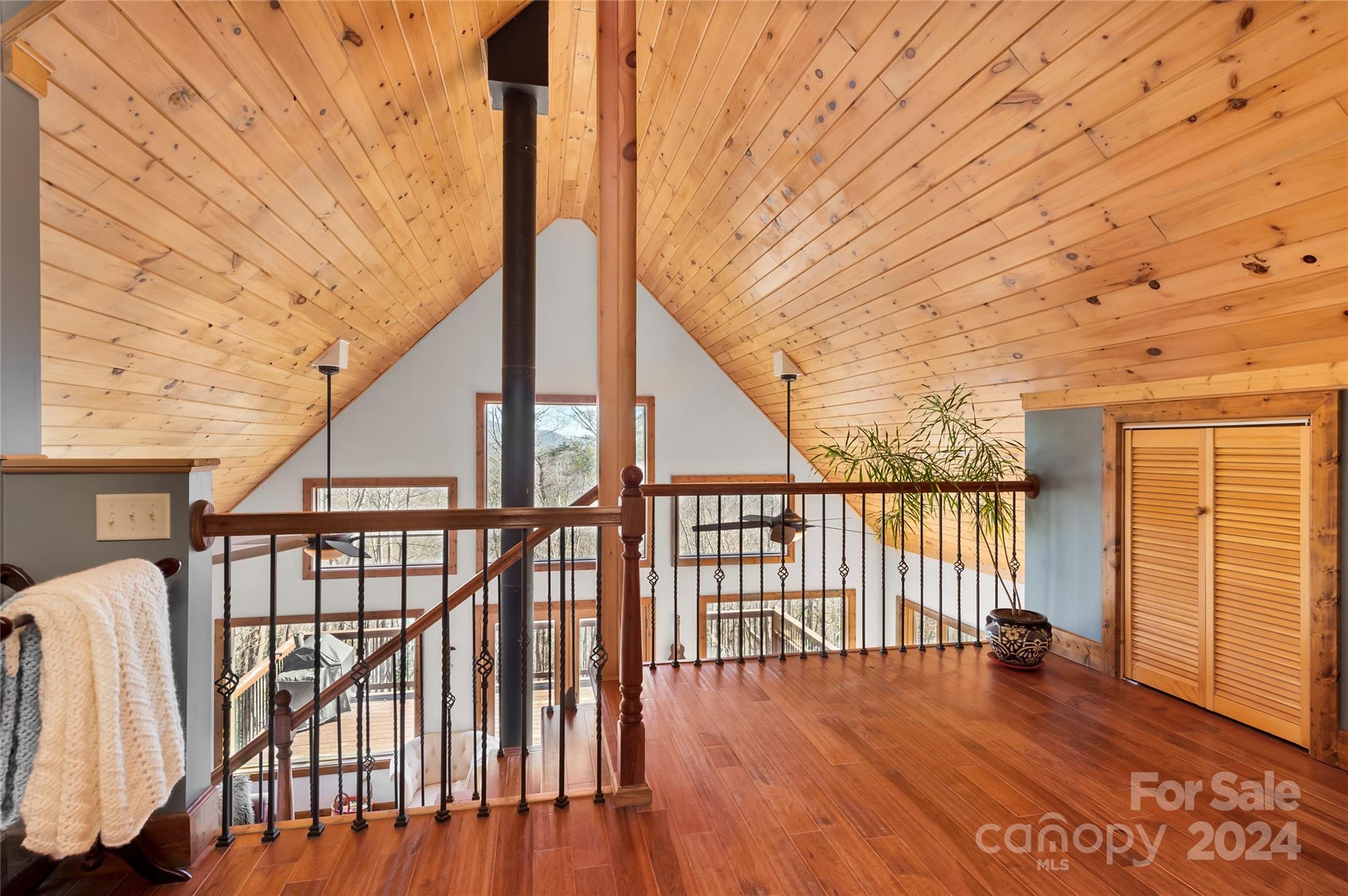 Fox Den - Residential