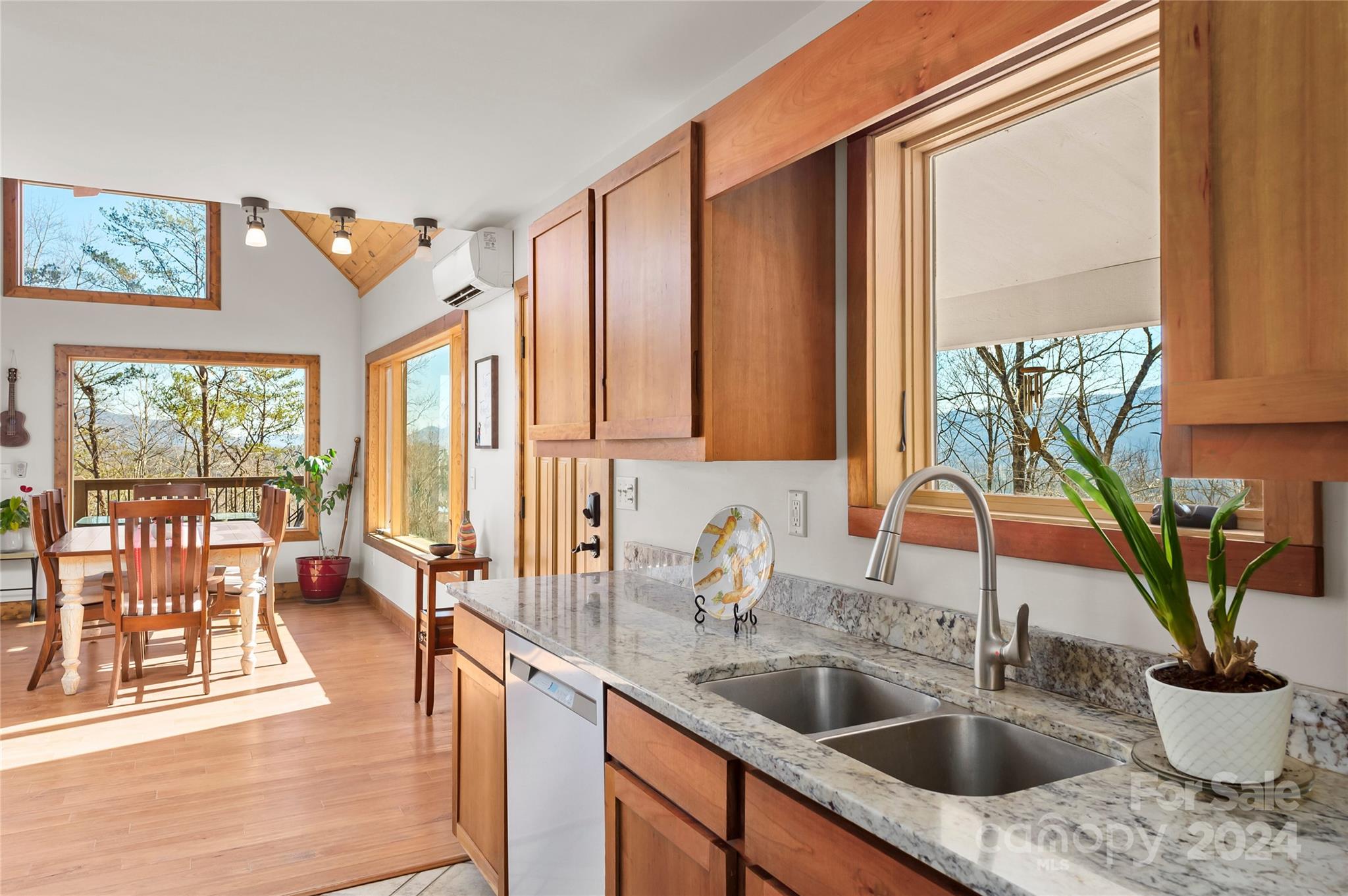 Fox Den - Residential