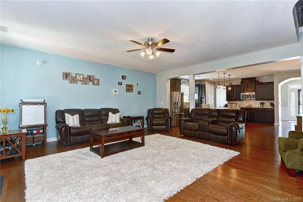 Shelly Woods - Residential