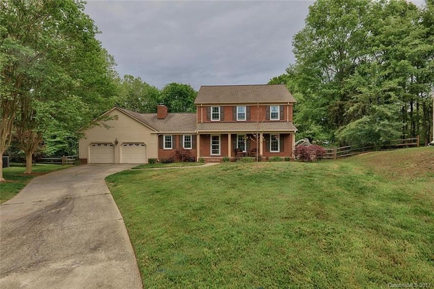 Beautiful home located in a private tree-lined neighborhood. Recently updated hardwood floors, windows, HVAC, stainless steel appliances & new fixtures throughout. Cozy great room features an abundance of light & a fireplace. Spacious master suite includes an attached master bath w/ a double sink & a separate toilet room. The backyard is fenced-in & includes a storage shed, deck& a ton of room for activities. Minutes from the Ballantyne area, highway 485, 4-mile greenway & much more. A must see!