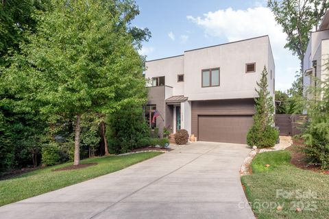 Photo of 1320 Levy Way, Charlotte, NC 28205 (MLS # 4308530)