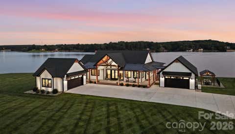 Photo of 698 Sam Poole Lane, Taylorsville, NC 28681 (MLS # 4413905)
