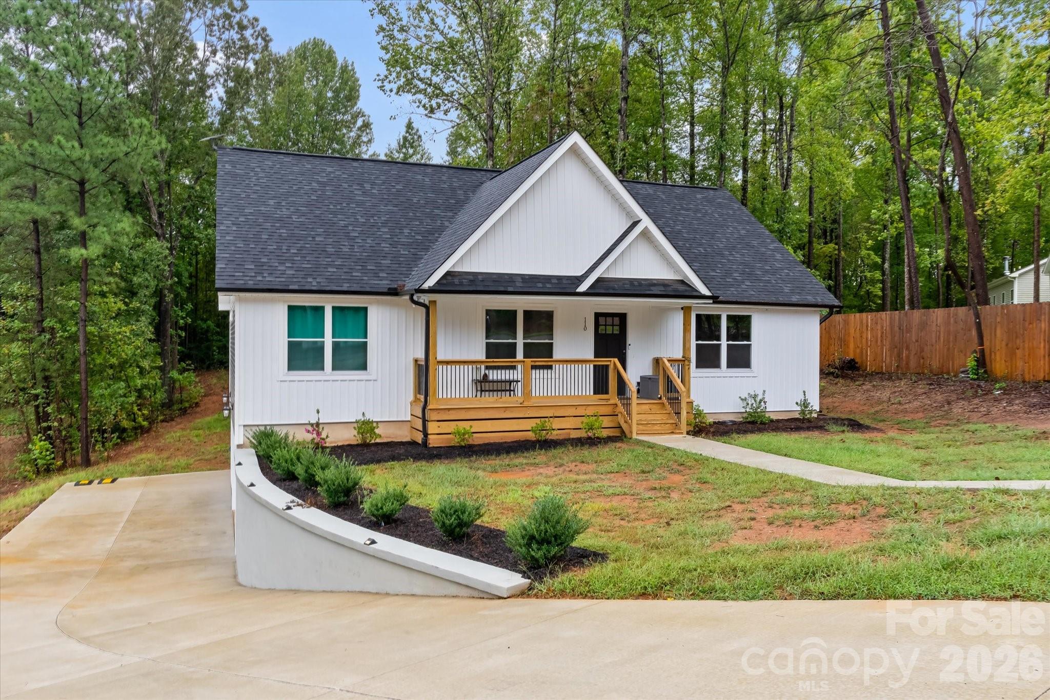 110 S Yadkin River Road