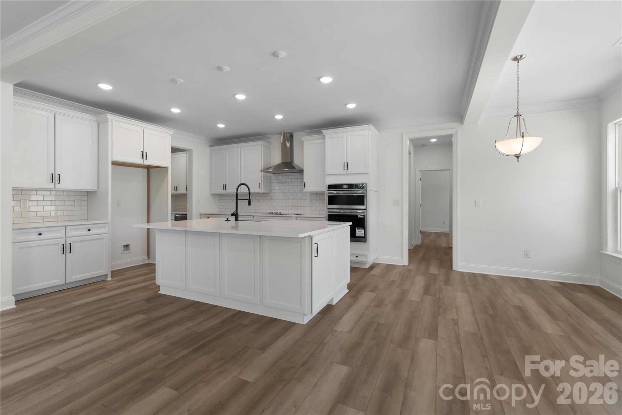Howards Reach at Bakers Mountain - Residential