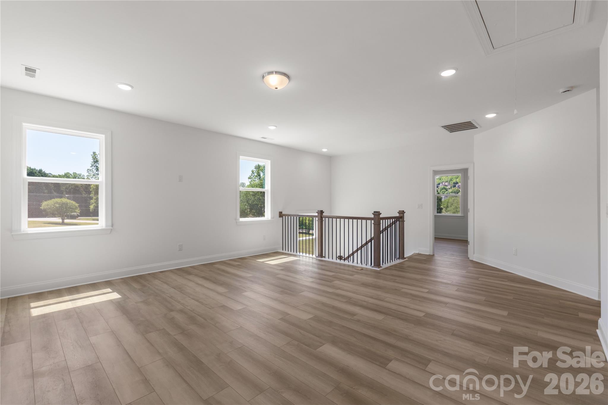 Howards Reach at Bakers Mountain - Residential