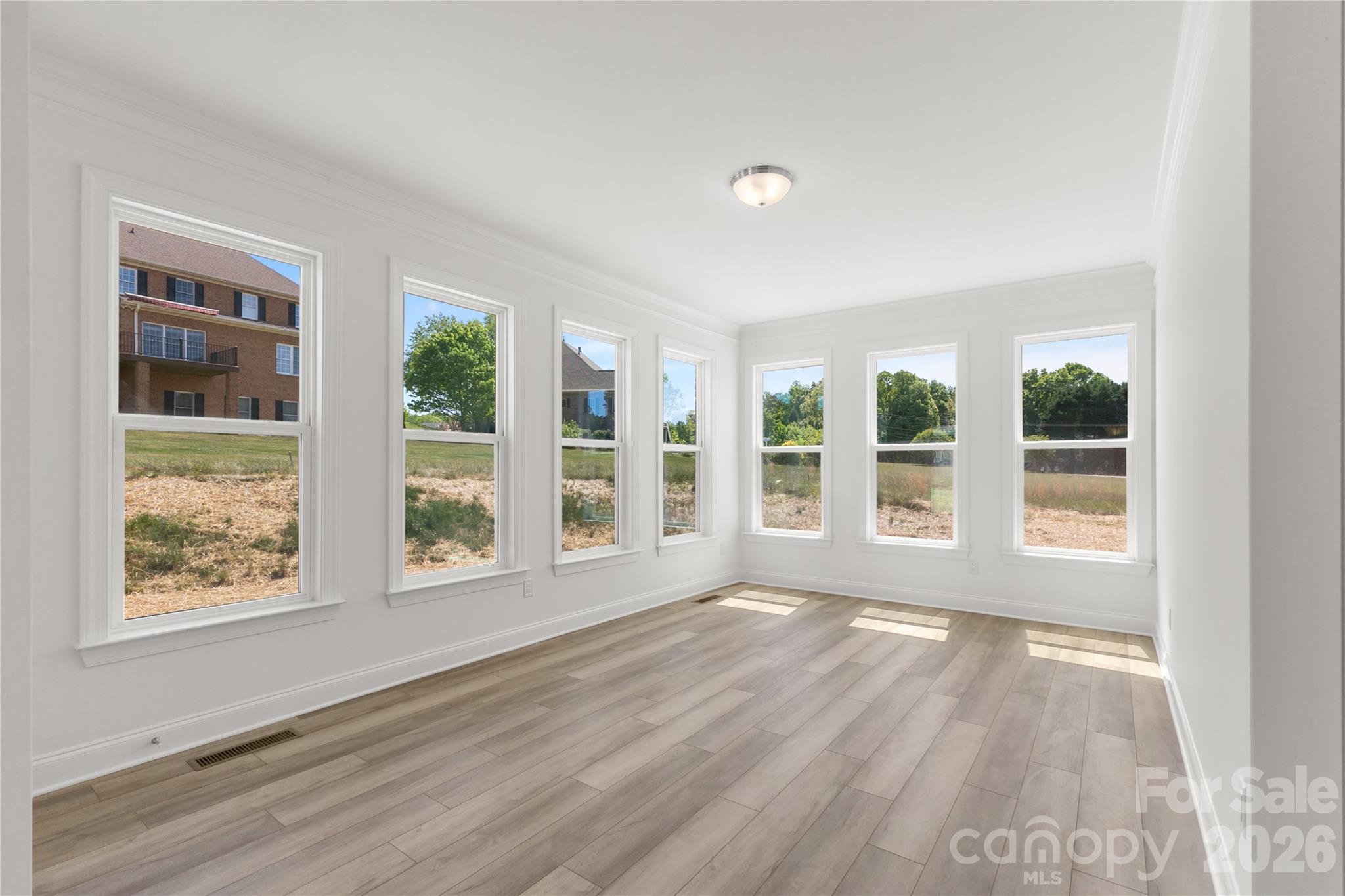 Howards Reach at Bakers Mountain - Residential