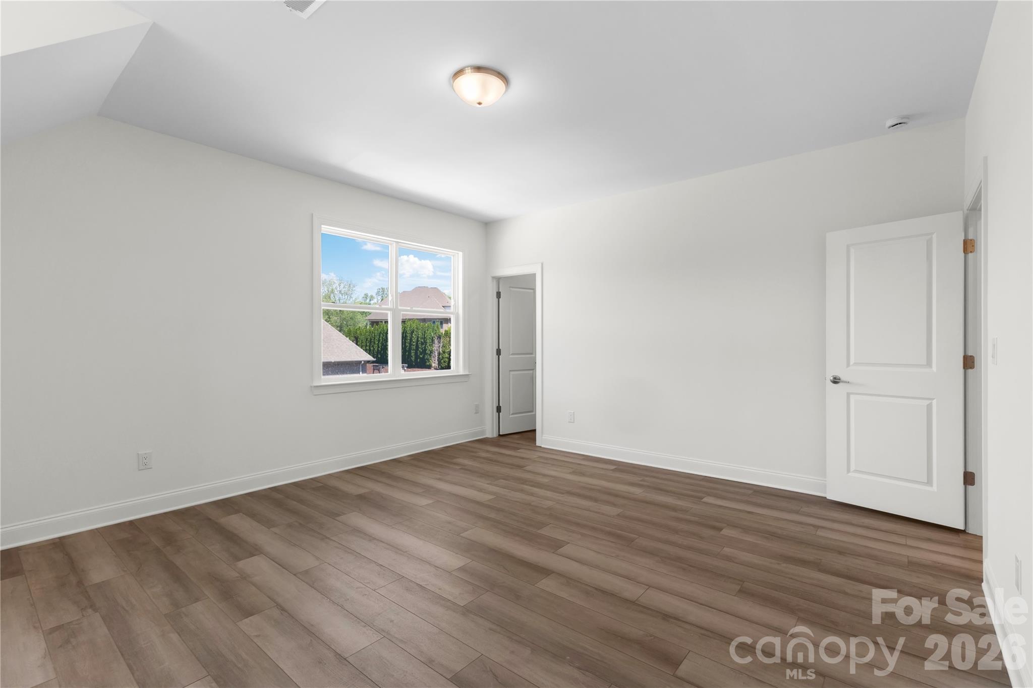 Howards Reach at Bakers Mountain - Residential