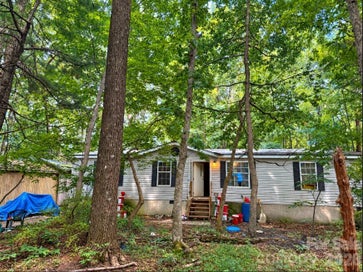 169 Bob Cat Spur Lane Hendersonville NC 28792