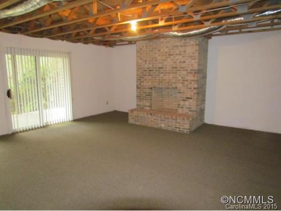 Hunting Country Trails - Residential