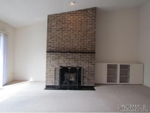 Hunting Country Trails - Residential