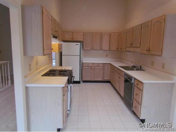 Hunting Country Trails - Residential