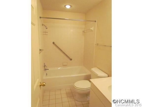 Hunting Country Trails - Residential