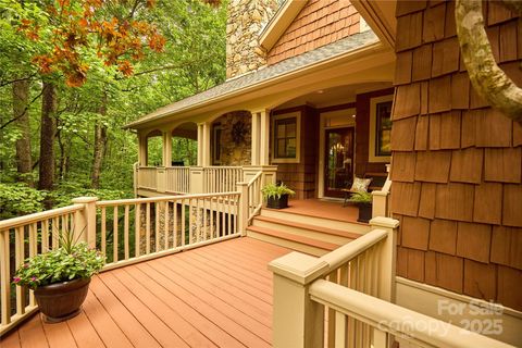Photo of 201 W Chimney Crossing, Hendersonville, NC 28739 (MLS # 4244832)