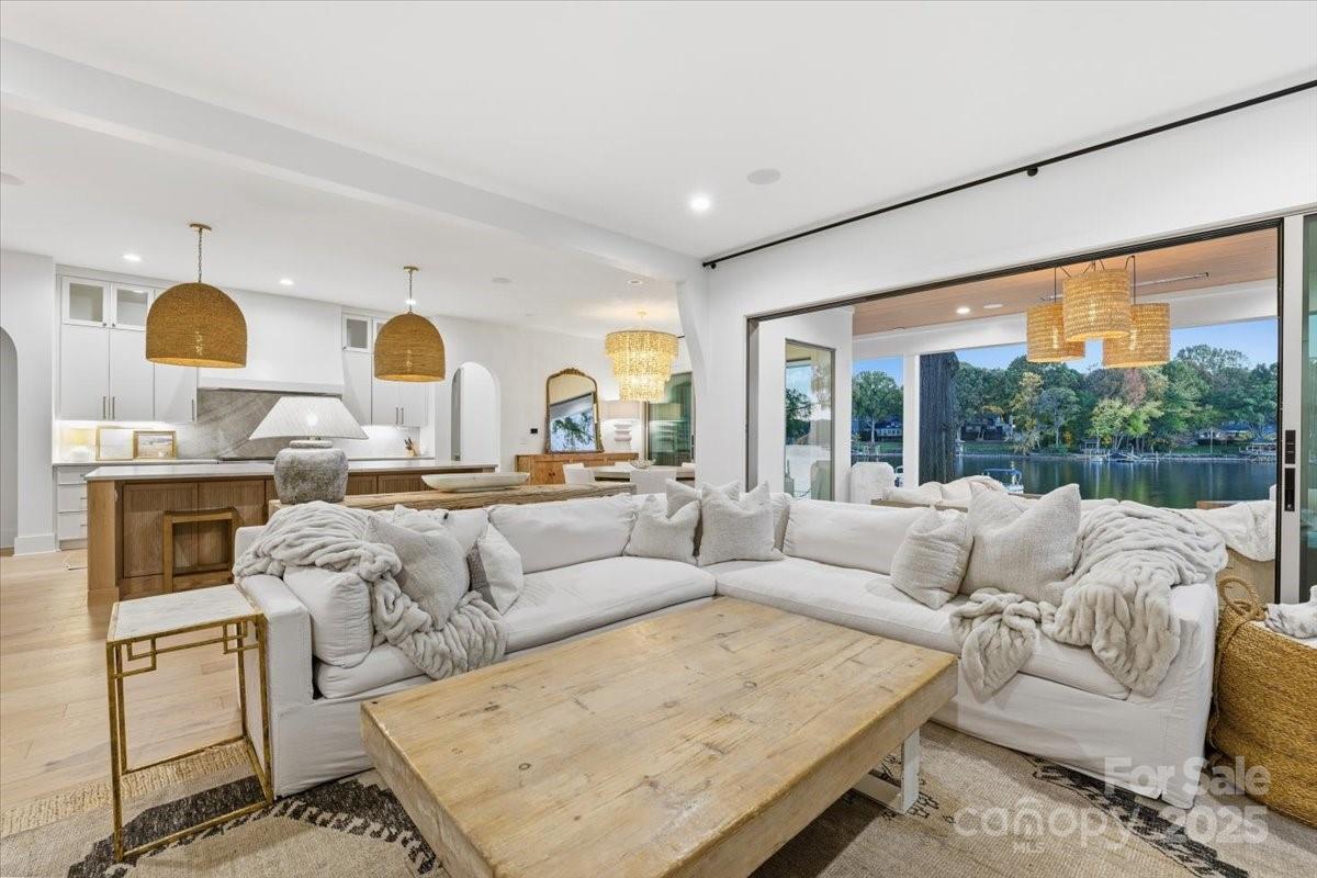 Bahia Bay - Residential