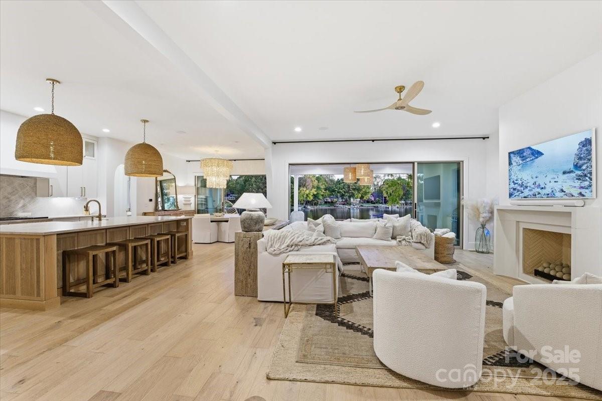 Bahia Bay - Residential