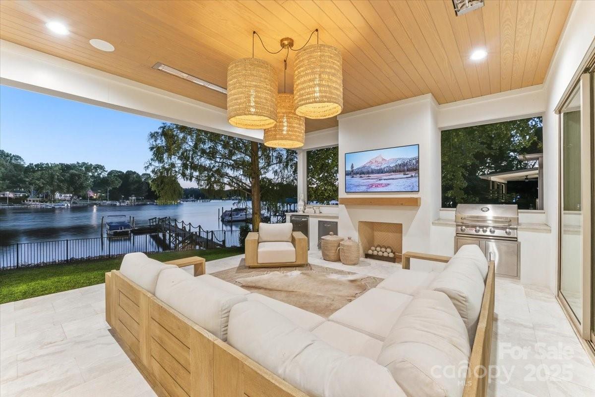 Bahia Bay - Residential