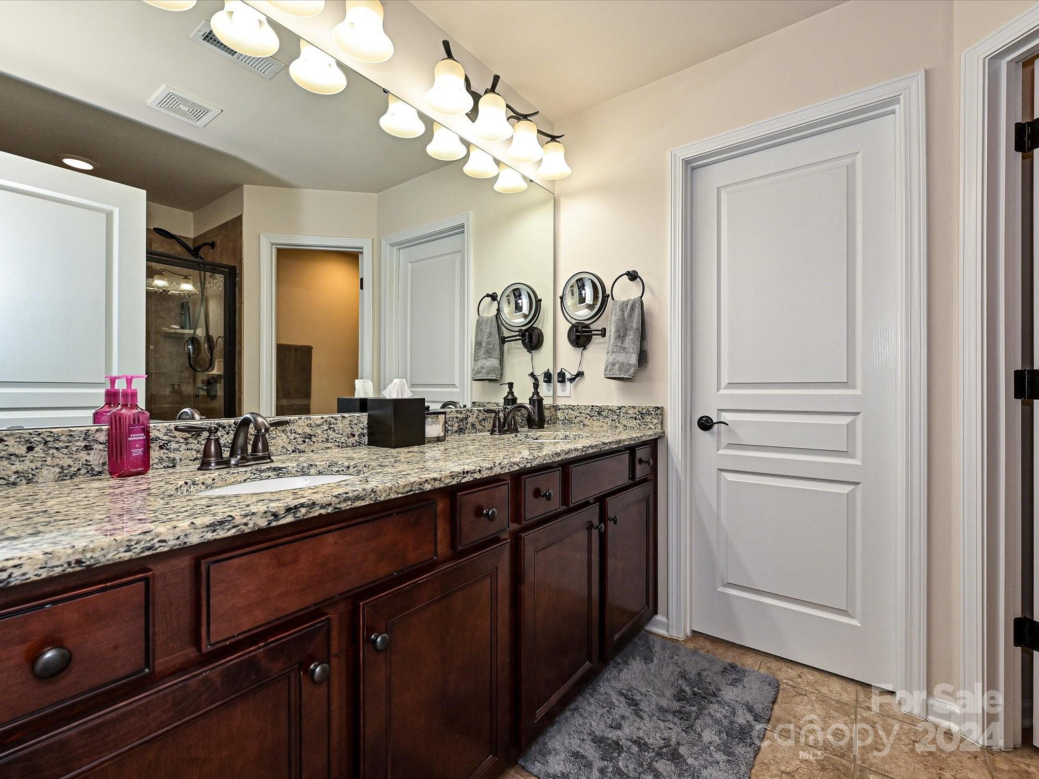 Audubon Lake - Residential