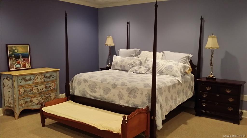 Moores Ferry - Residential