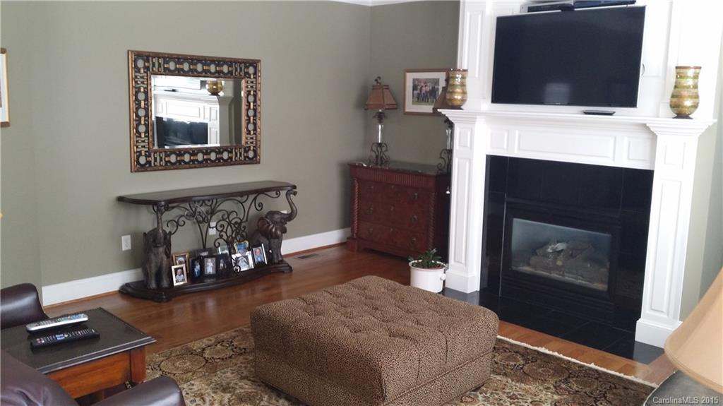 Moores Ferry - Residential