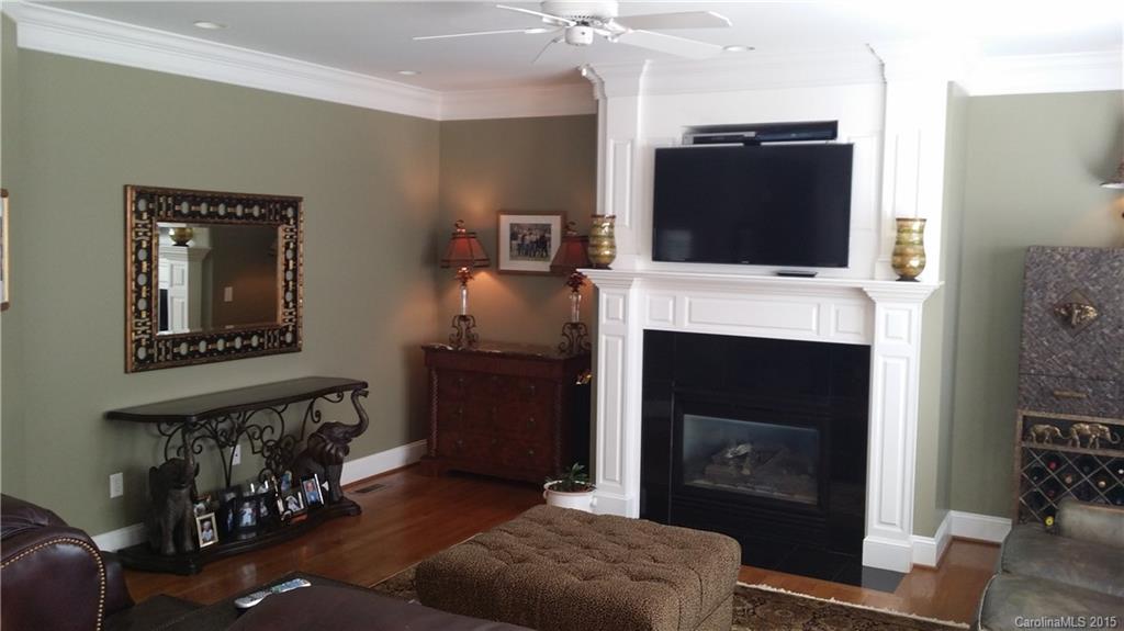 Moores Ferry - Residential