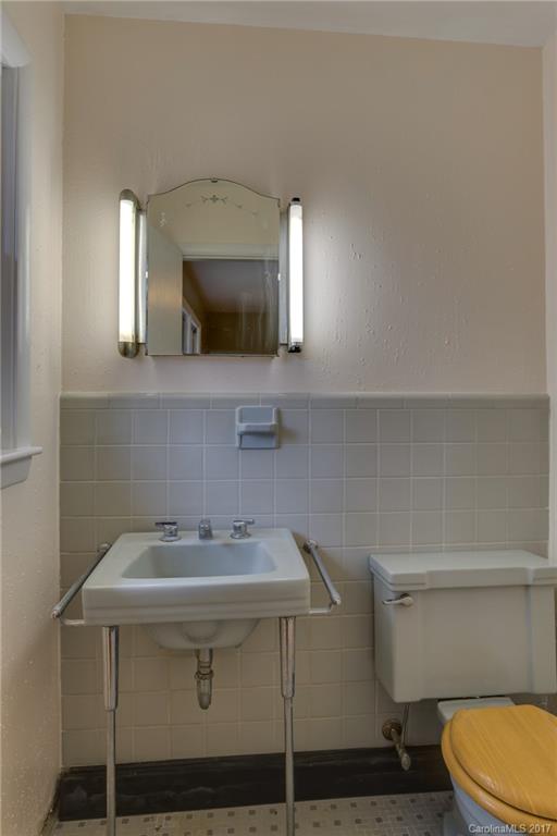 Holly Hill - Residential