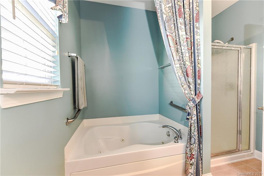 Four Seasons At Gold Hill - Residential