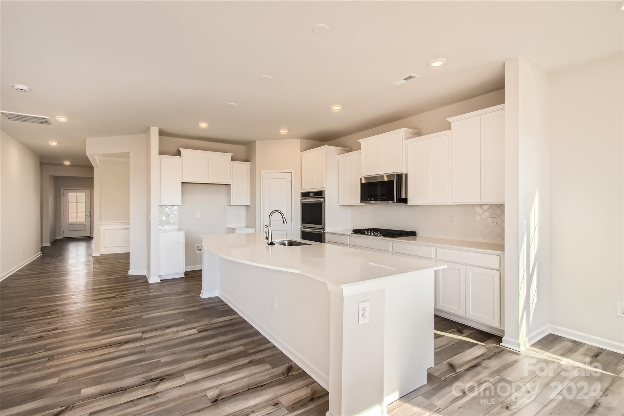 Elizabeth - Residential