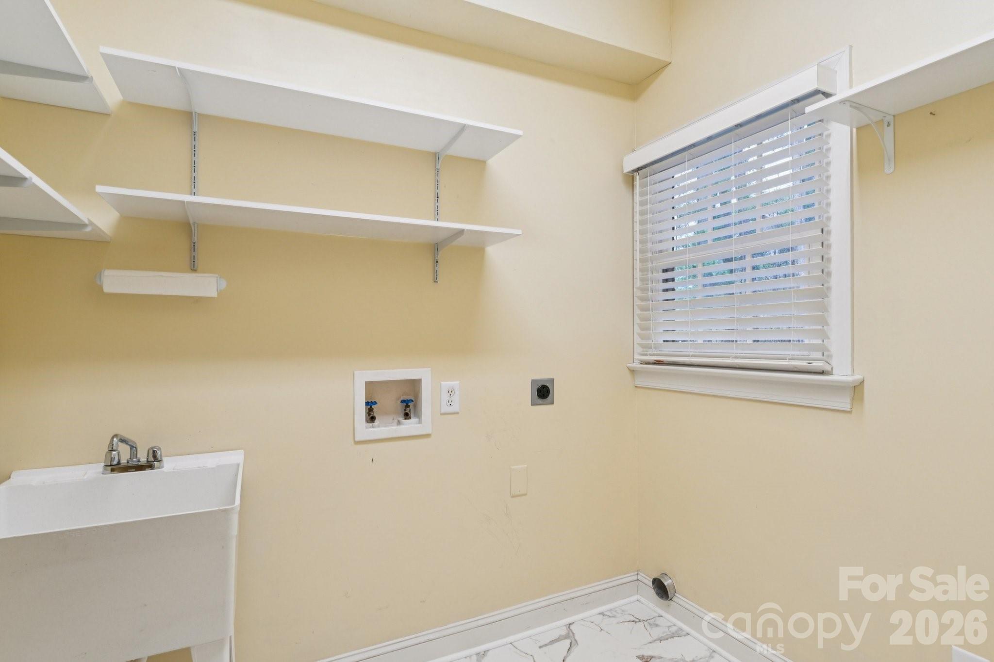 Cowans Ford - Residential