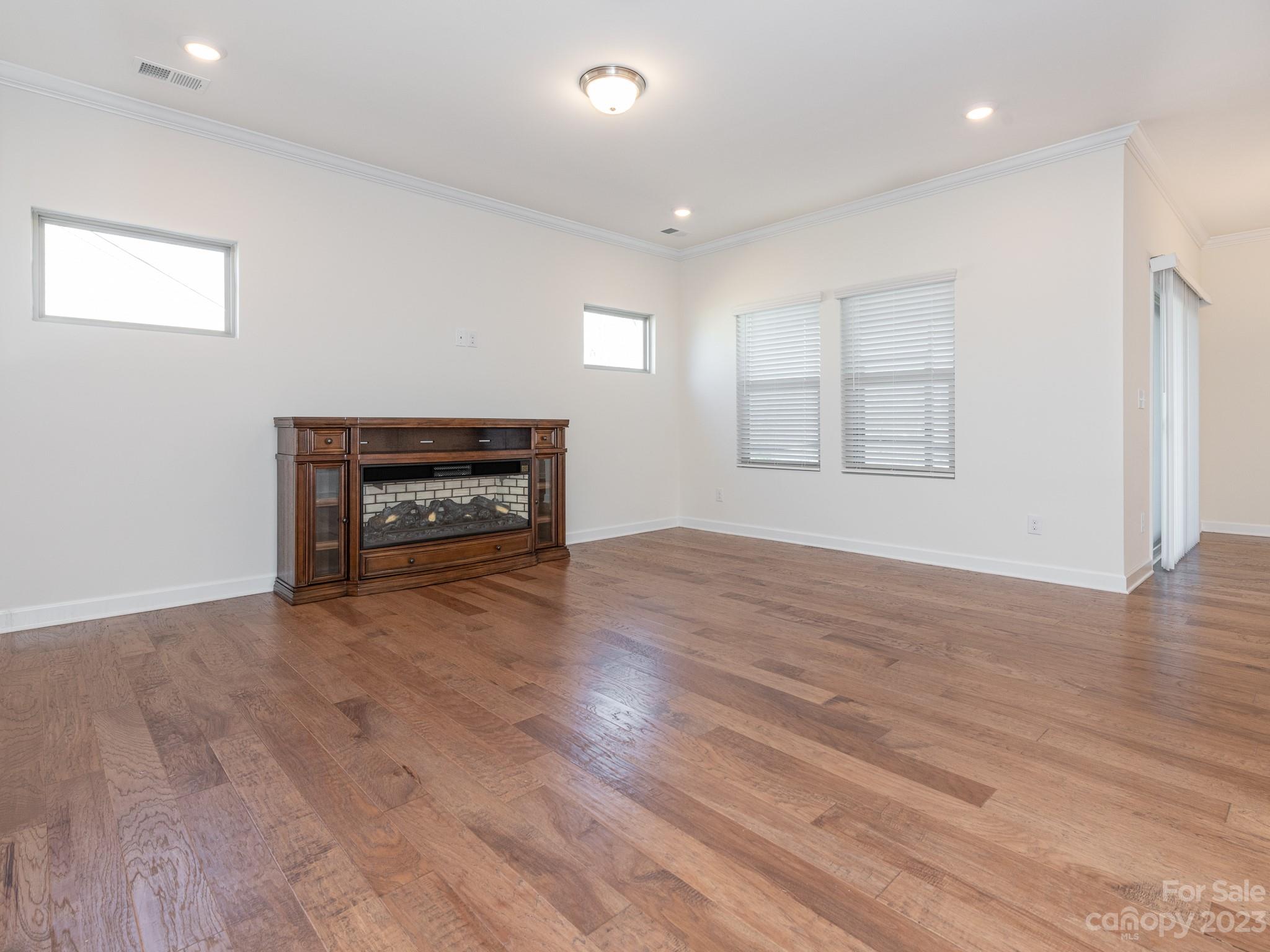 Ellington Downs - Residential